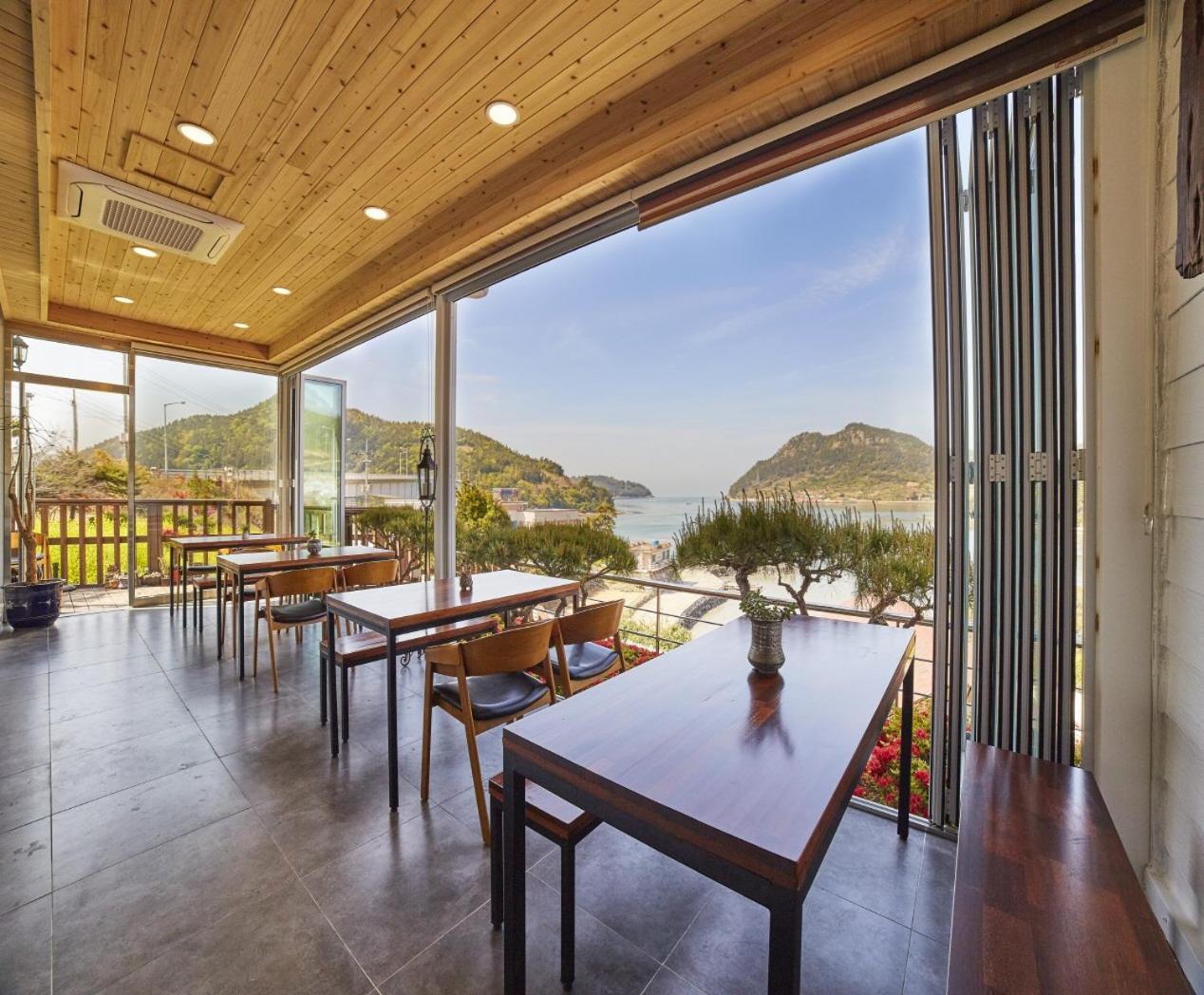 Goheung Hayan Noeul Hotel Esterno foto
